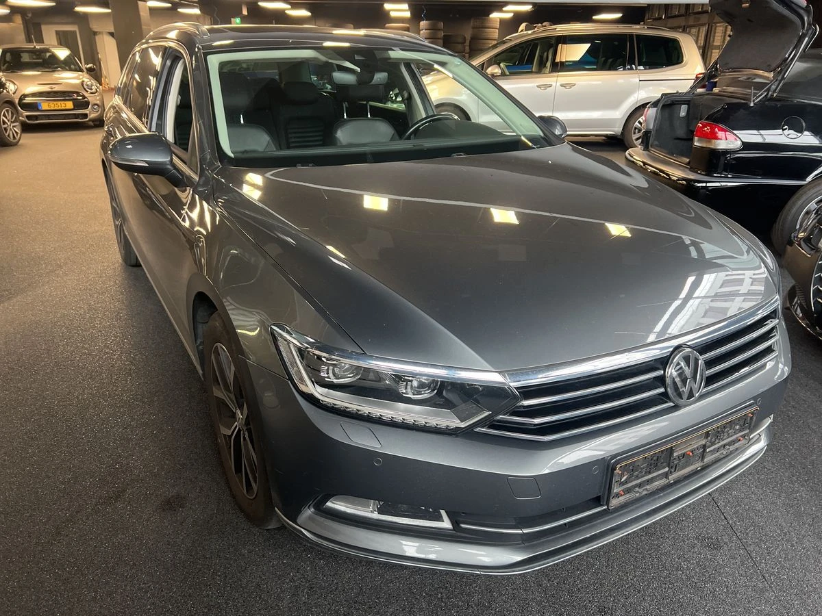 VW Passat 2.0TDI 190кс.* Highline* Дистроник* Панорама* LED - изображение 4