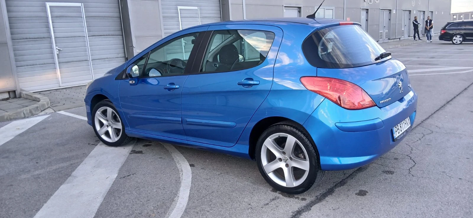 Peugeot 308 1.6  - изображение 8