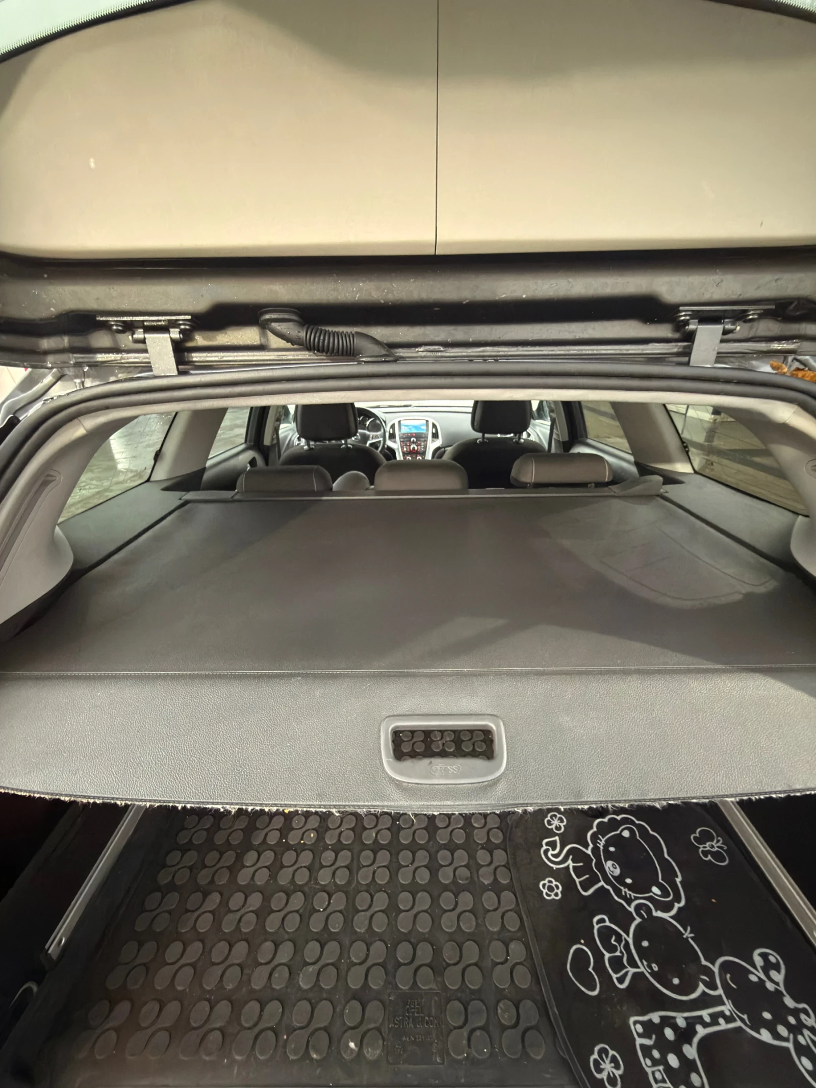 Opel Astra 2.0CDTI 160кс - изображение 6