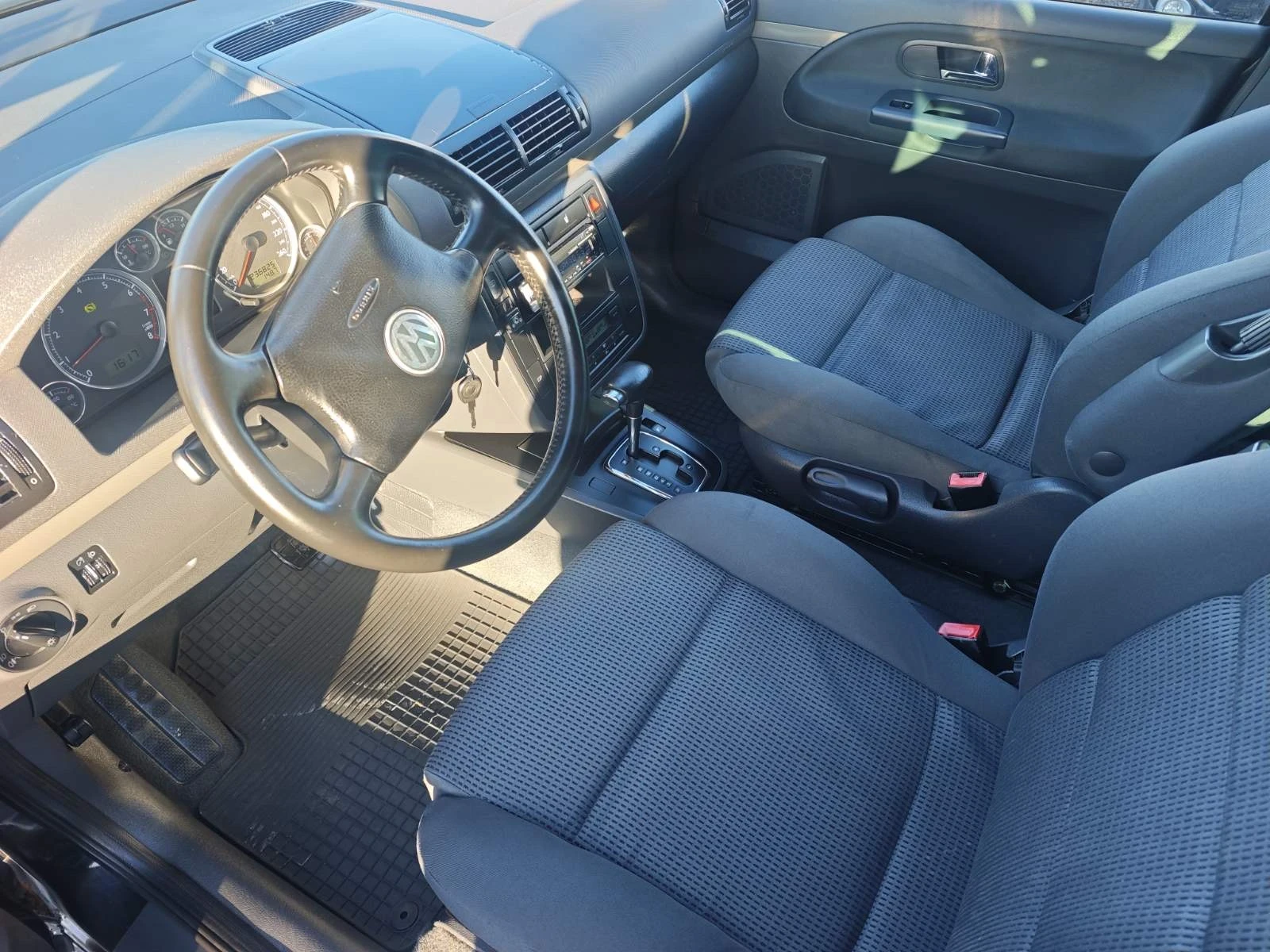 VW Sharan 1.8/150kc - изображение 10