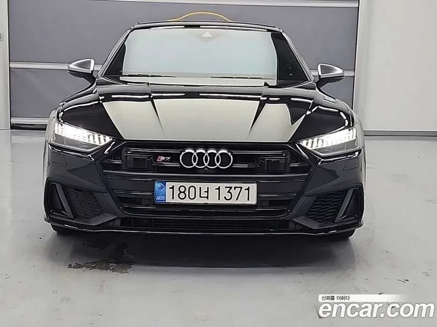 Audi S7 DISTRONIC / BANG&OLUFSEN / MATRIX , снимка 2 - Автомобили и джипове - 53930692