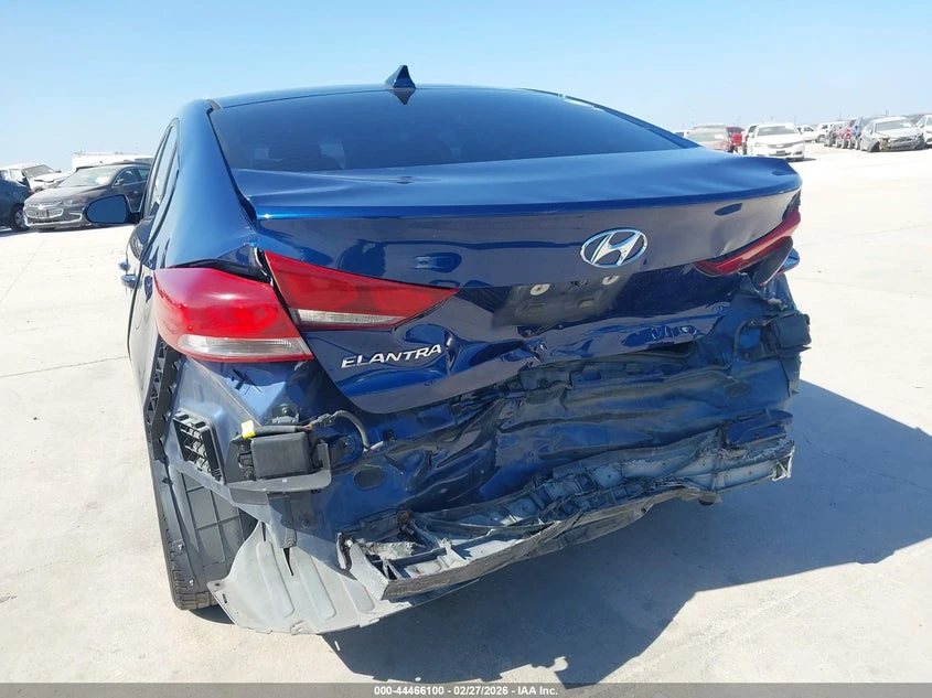 Hyundai Elantra 2.0L I-4 DOHC, VVT, 147HP Front Wheel Drive | Mobile.bg � ����������� 6