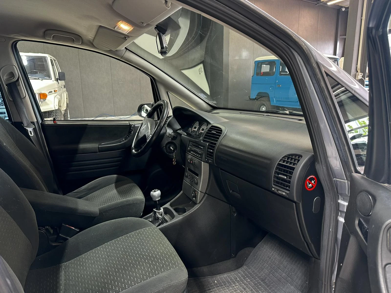 Opel Zafira OPC-пакет , снимка 12 - Автомобили и джипове - 54561650