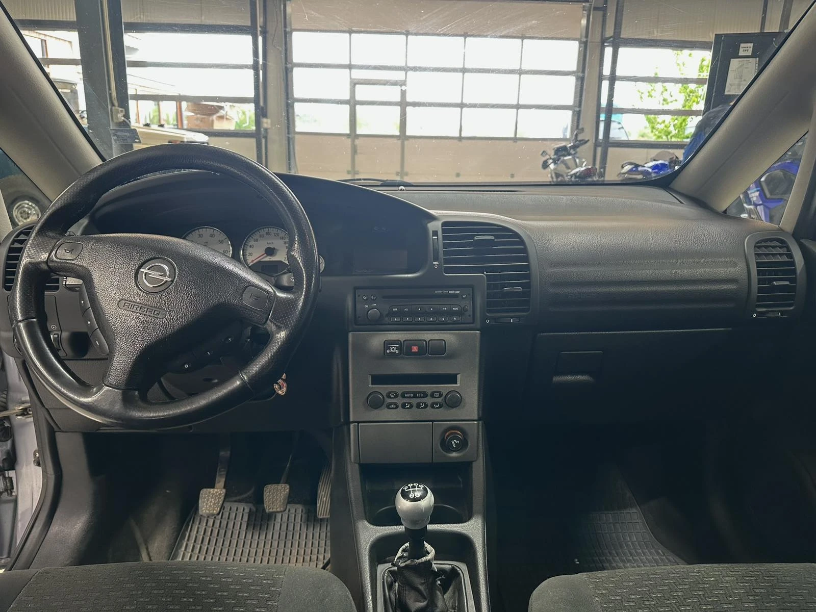 Opel Zafira OPC-пакет , снимка 11 - Автомобили и джипове - 54561650