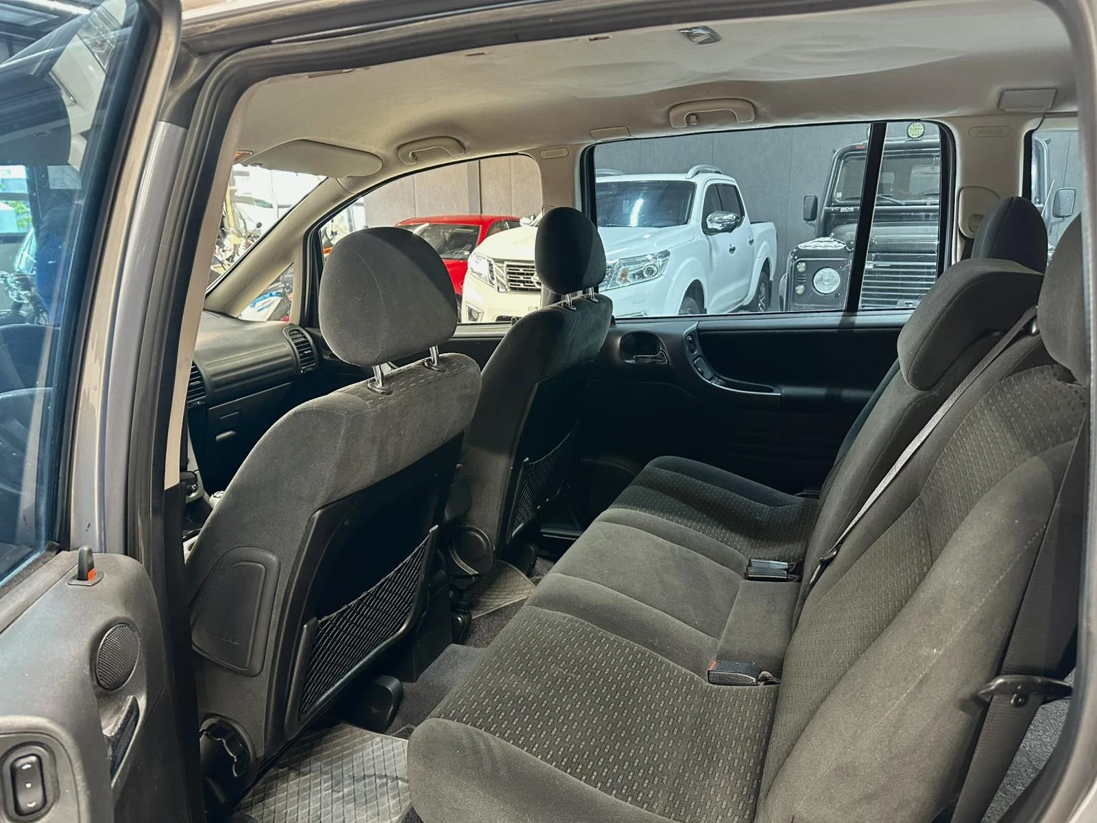 Opel Zafira OPC-пакет , снимка 13 - Автомобили и джипове - 54561650