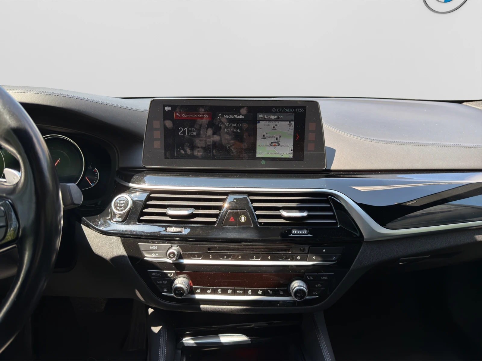 BMW 540 i xDrive, снимка 13 - Автомобили и джипове - 54630499