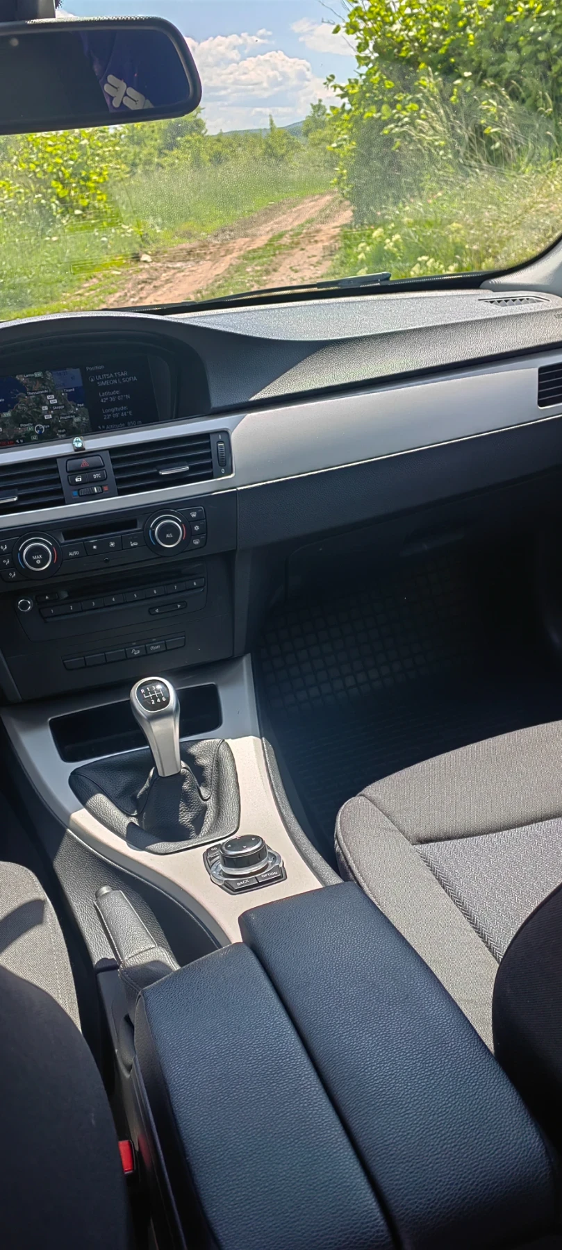BMW 320, снимка 12 - Автомобили и джипове - 54730554