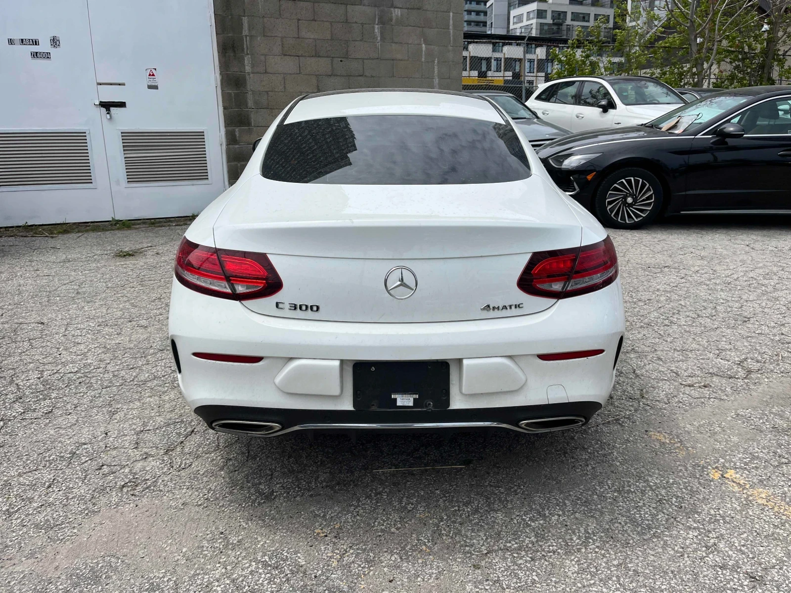 Mercedes-Benz C 300 Coupe / CARFAX, снимка 6 - Автомобили и джипове - 54861658