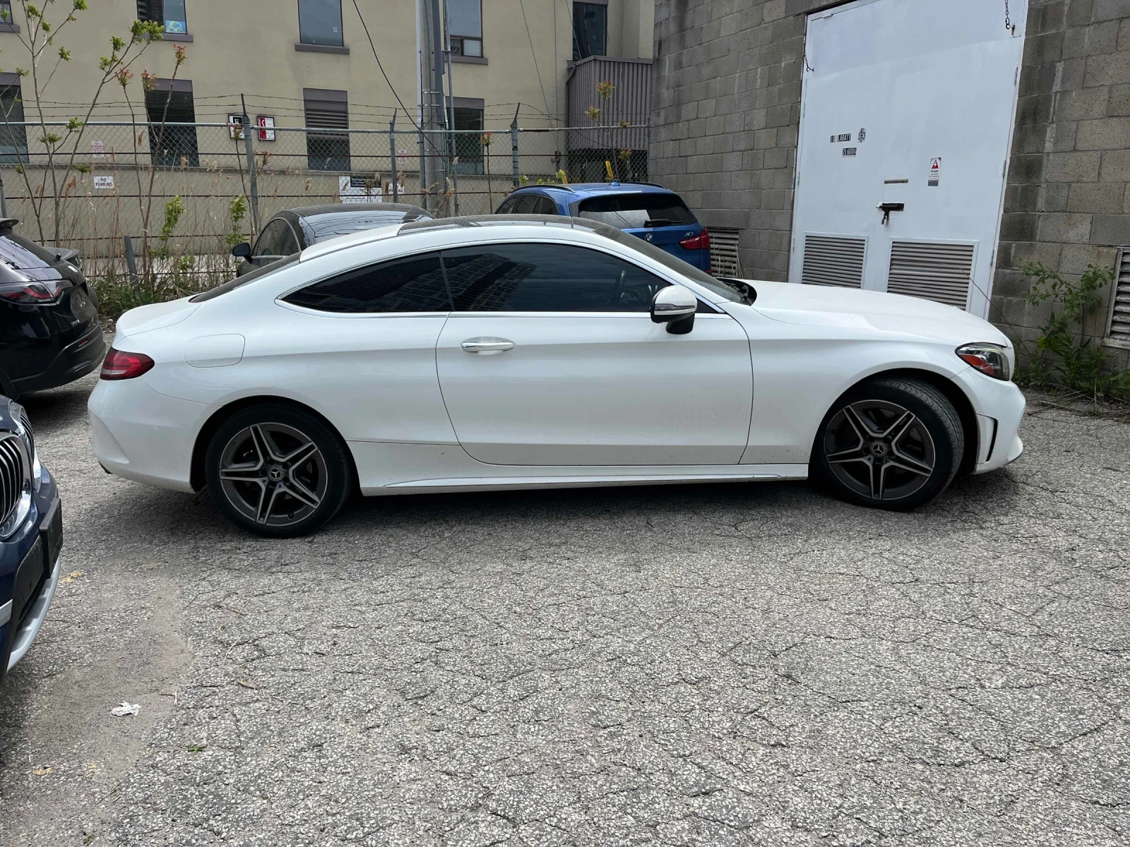 Mercedes-Benz C 300 Coupe / CARFAX, снимка 3 - Автомобили и джипове - 54861658