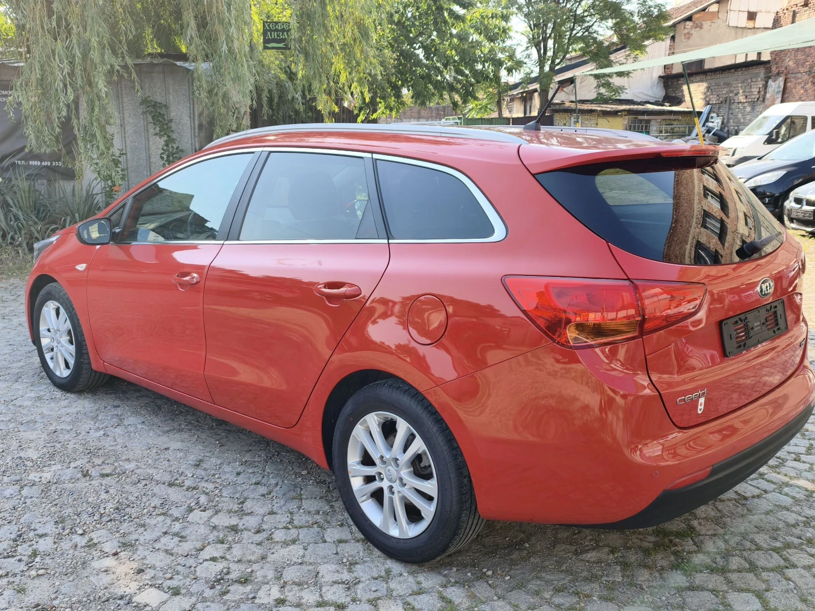 Kia Ceed 1.6 CRDI АВТОМАТИК, снимка 7 - Автомобили и джипове - 55096855