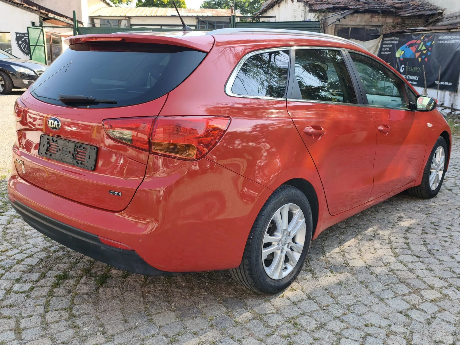 Kia Ceed 1.6 CRDI АВТОМАТИК, снимка 5 - Автомобили и джипове - 55096855