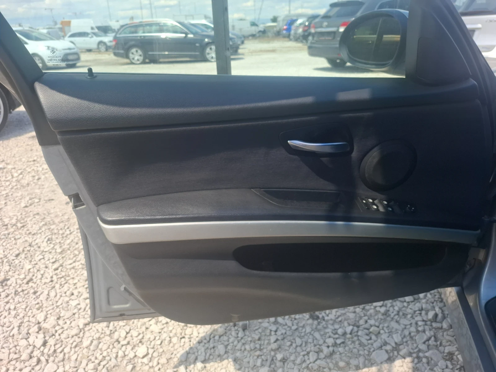 BMW 325 2.5 Бензин, 218к.с., снимка 7 - Автомобили и джипове - 55394225