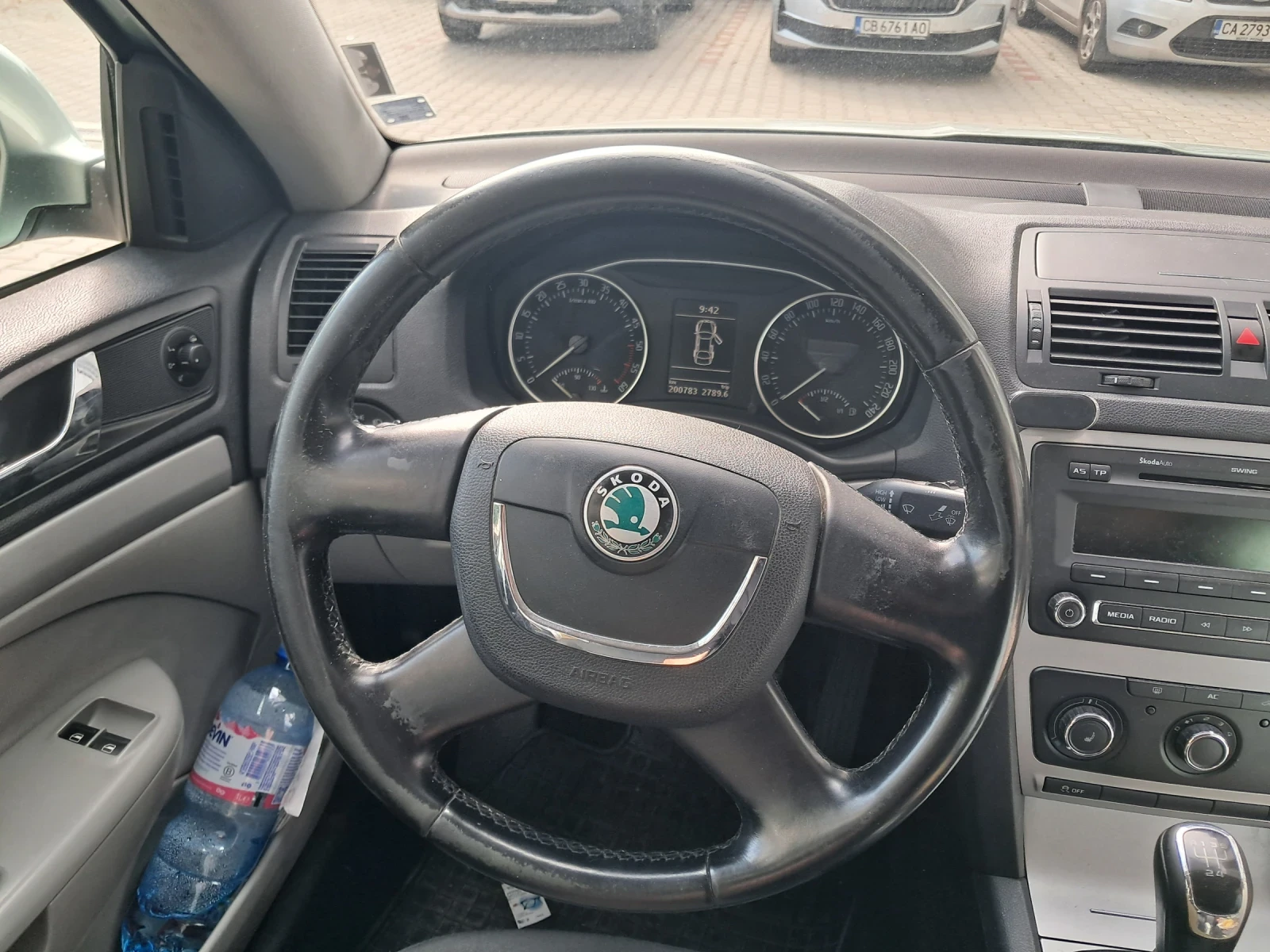 Skoda Octavia 1.6 TDI, снимка 5 - Автомобили и джипове - 55409673