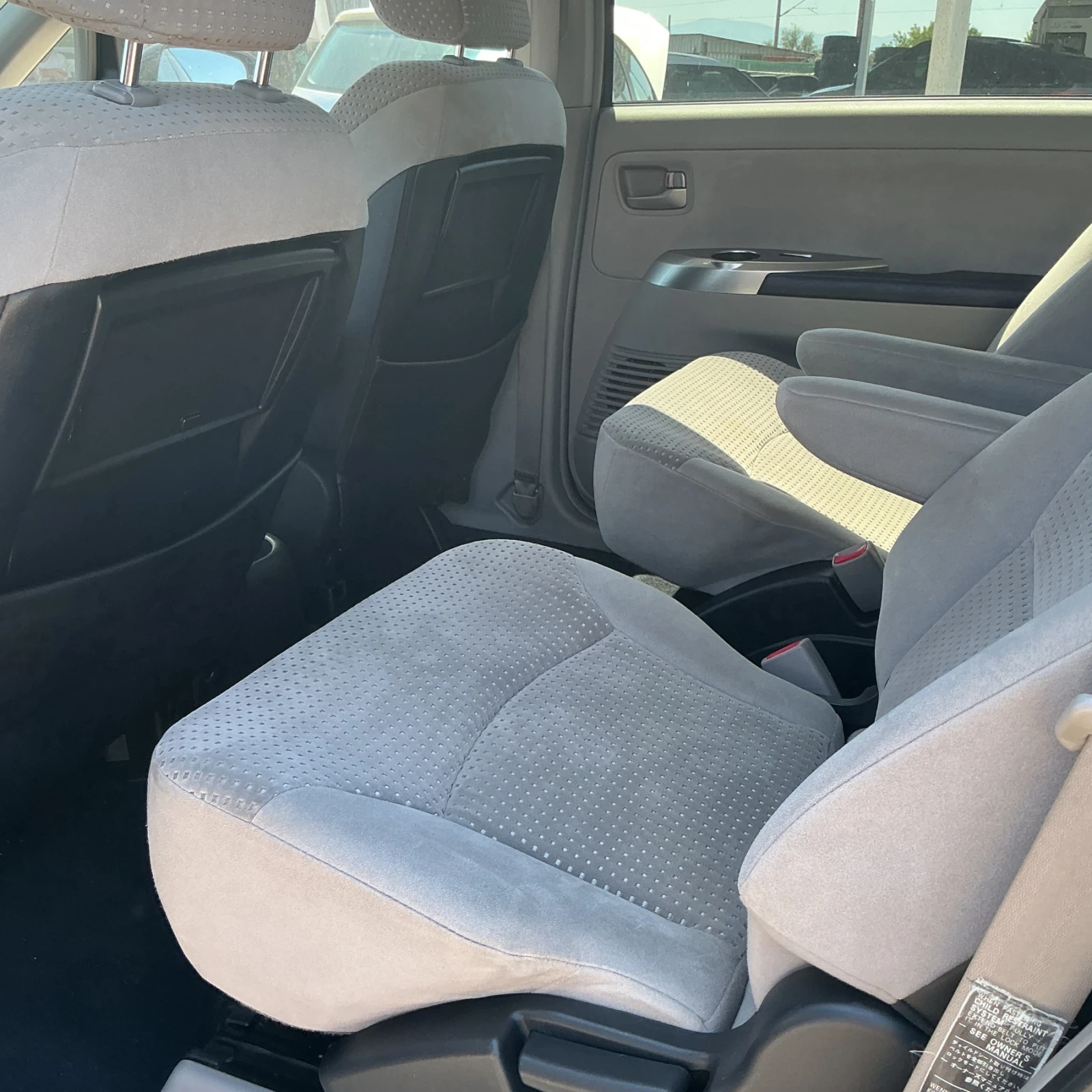 Mitsubishi Grandis, снимка 11 - Автомобили и джипове - 55638709