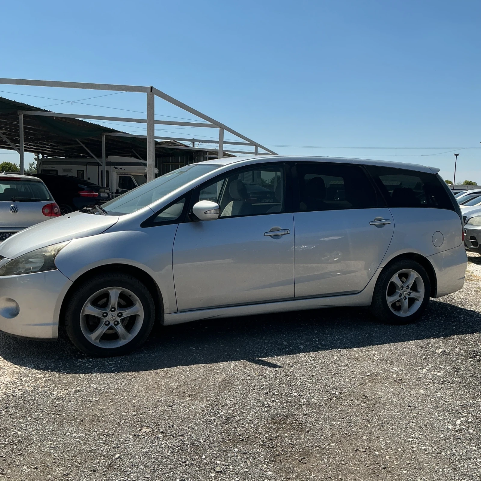 Mitsubishi Grandis, снимка 5 - Автомобили и джипове - 55638709