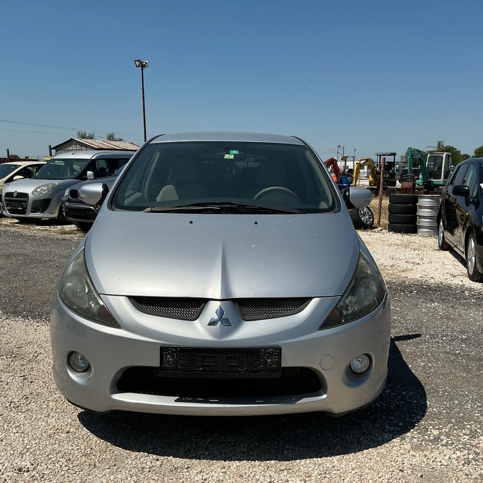 Mitsubishi Grandis, снимка 2 - Автомобили и джипове - 55638709