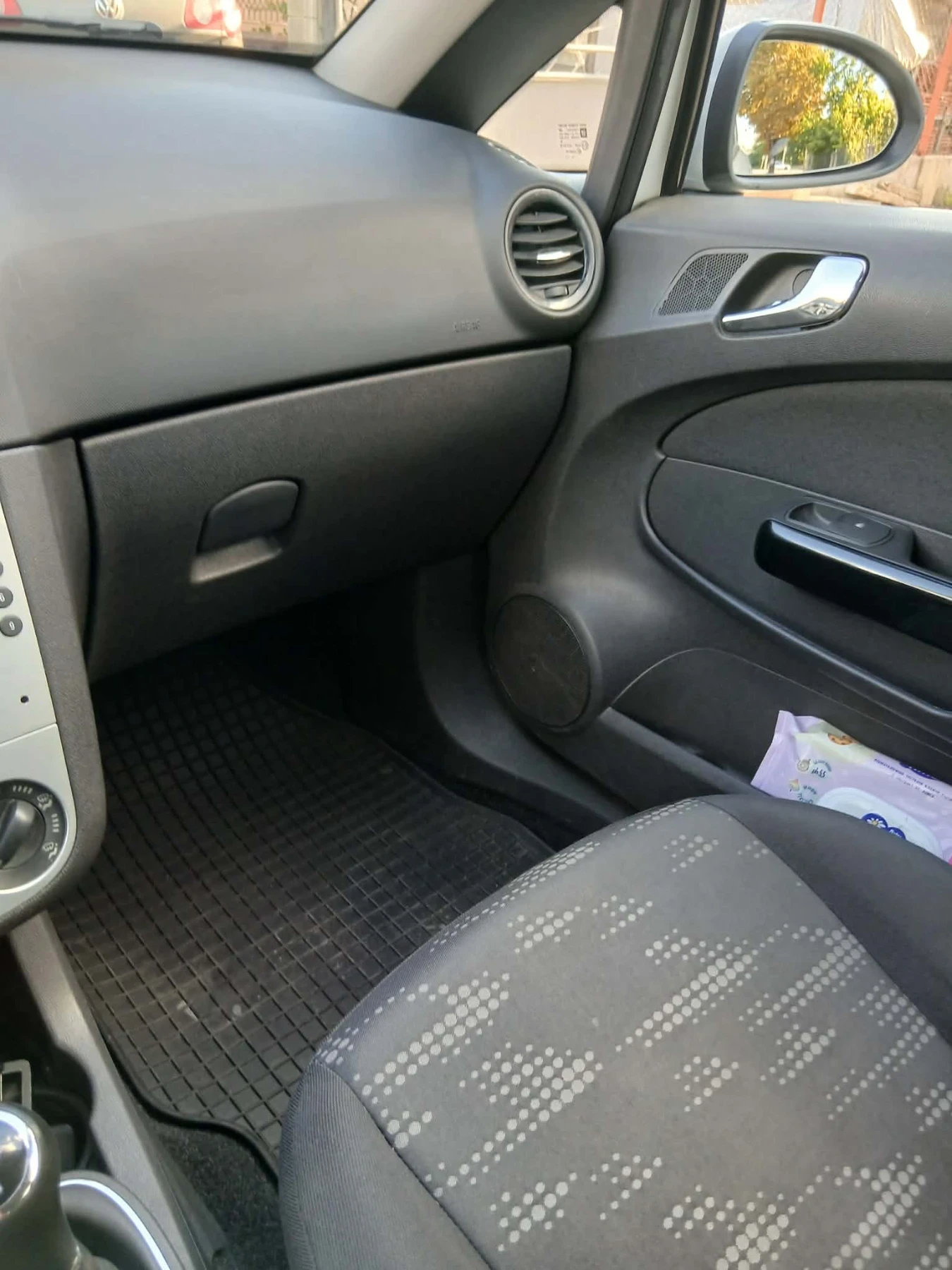 Opel Corsa, снимка 7 - Автомобили и джипове - 55970544