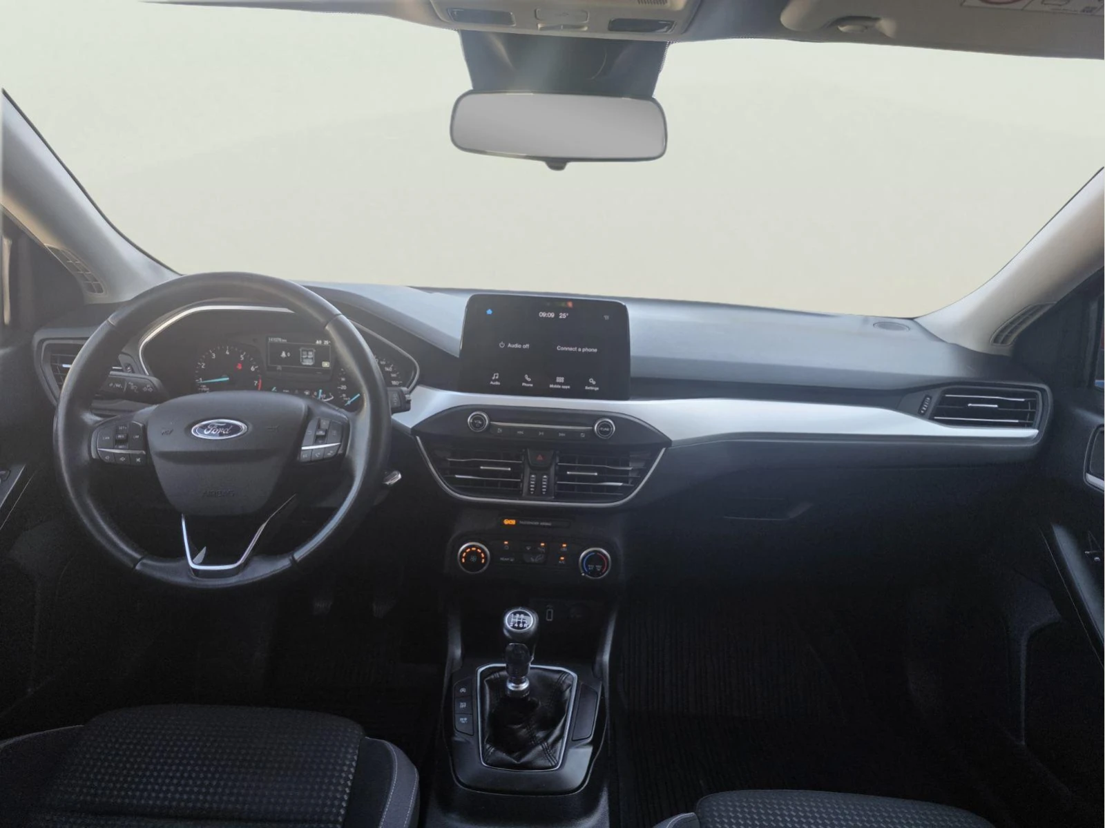 Ford Focus 1.0 EcoBoost, снимка 11 - Автомобили и джипове - 55994842