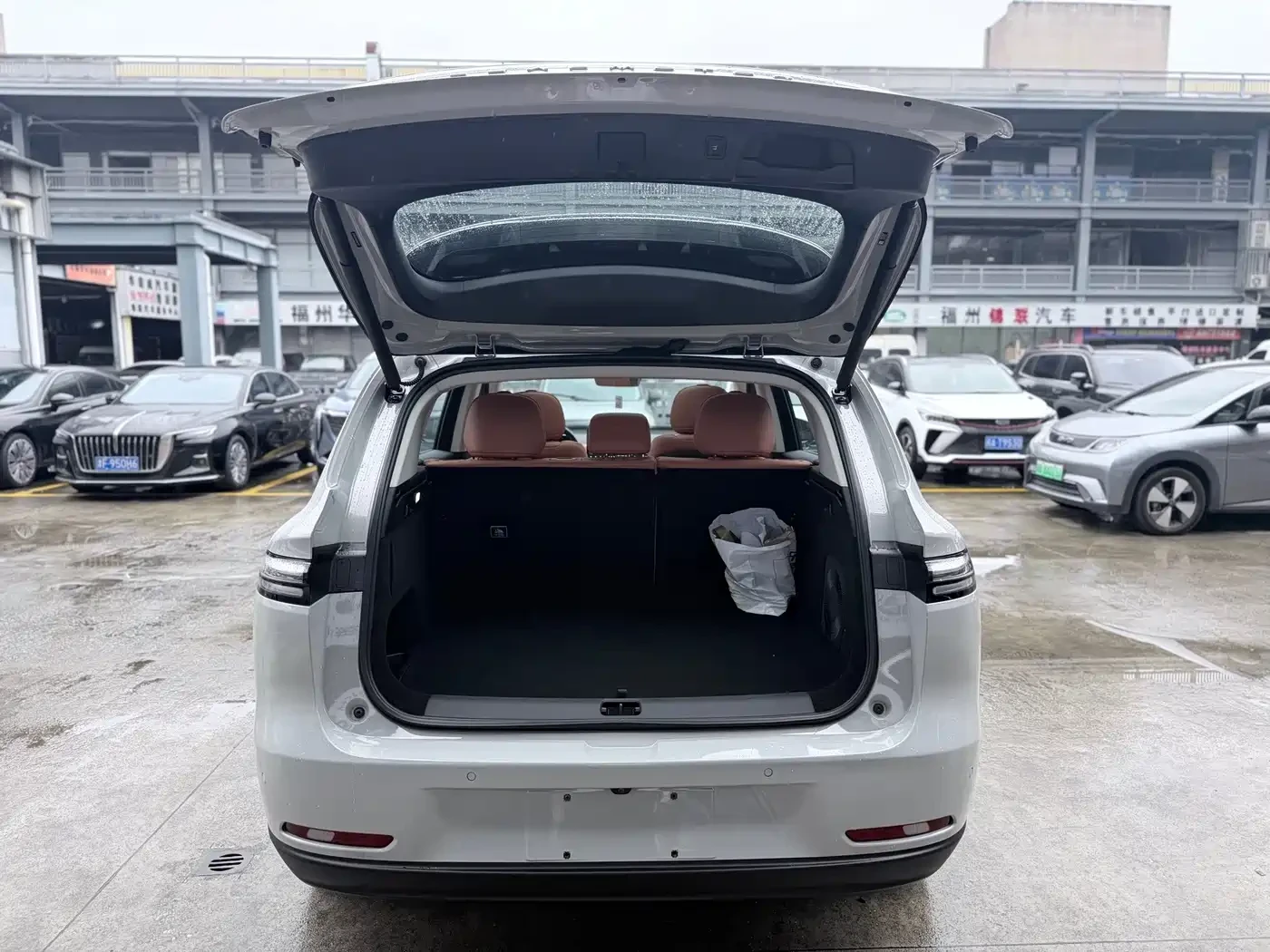 Leapmotor C10 | LiDAR ������� | 360 ������ | �������� |  | Mobile.bg � ����������� 10