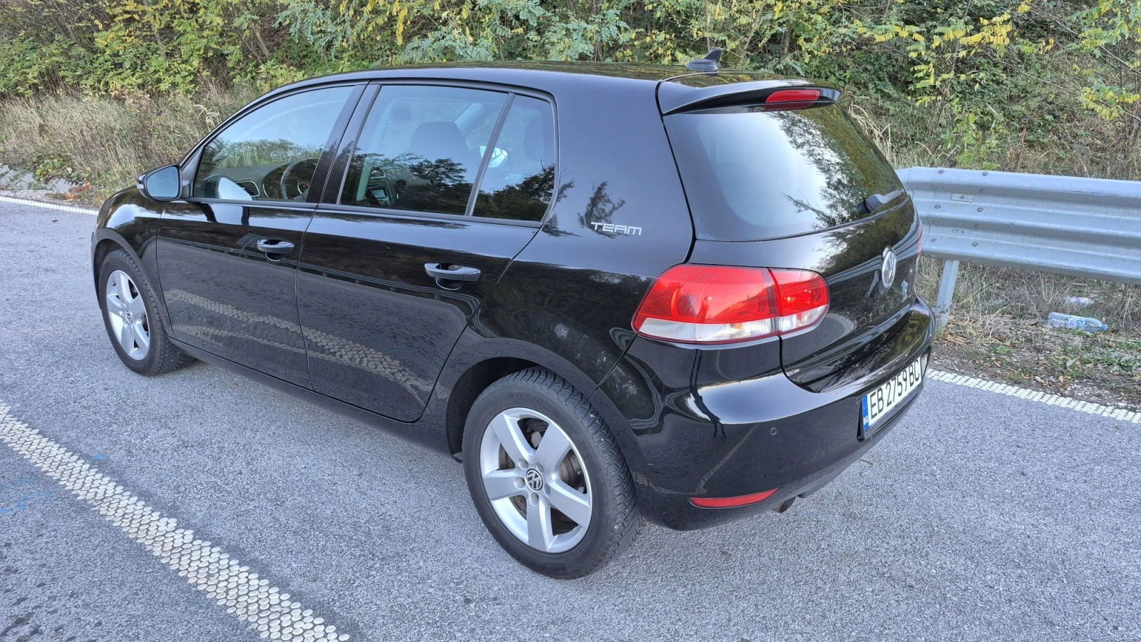 VW Golf, снимка 4 - Автомобили и джипове - 56637635