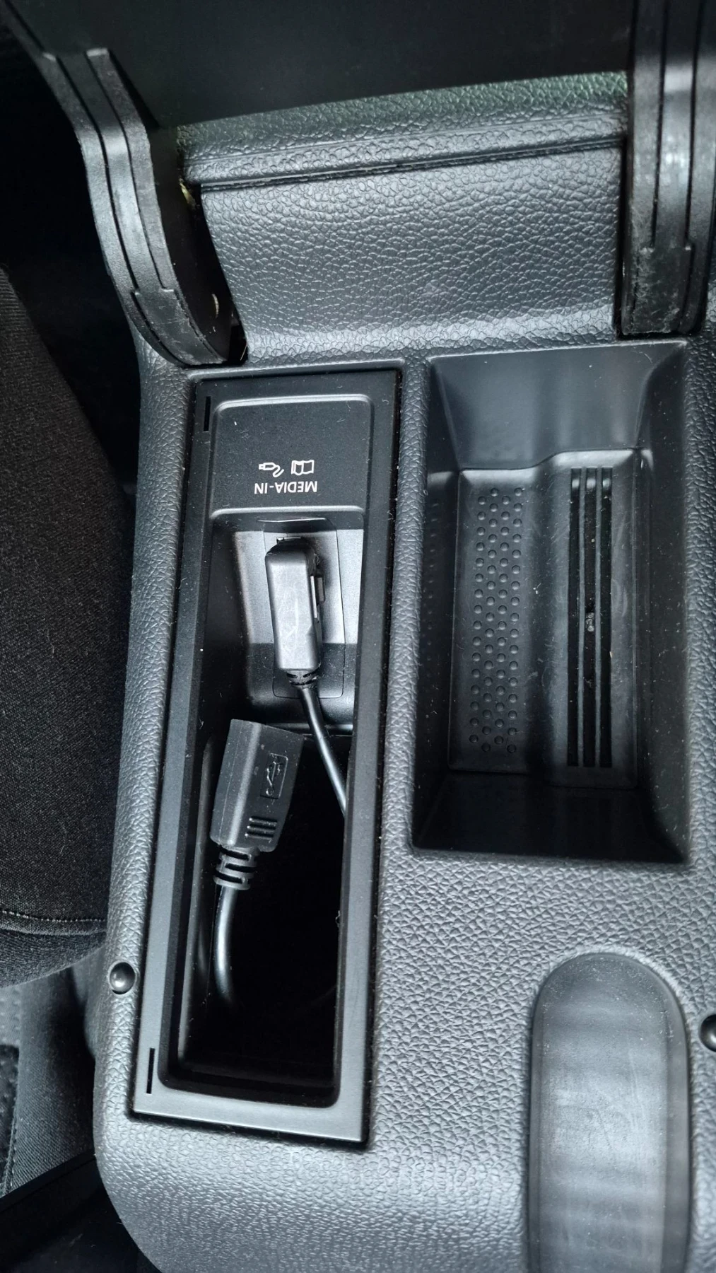 VW Golf, снимка 16 - Автомобили и джипове - 56637635