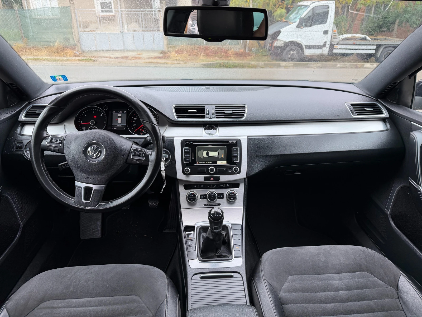 VW Passat R-Line, снимка 15 - Автомобили и джипове - 56653788