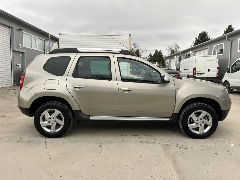 Dacia Duster 1, 6i-105k.с/4х4/ГАЗОВ ИНЖЕКЦИОН/ТОП СЪСТОЯНИЕ!!!, снимка 8 - Автомобили и джипове - 49510192