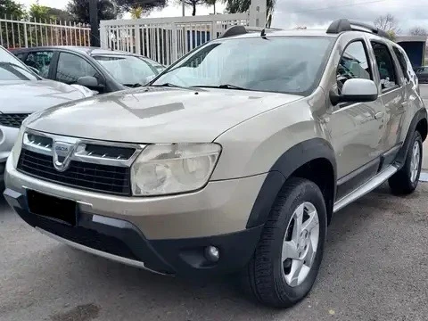 Dacia Duster 1, 6i-105k.с/4х4/ГАЗОВ ИНЖЕКЦИОН/ТОП СЪСТОЯНИЕ!!!, снимка 2 - Автомобили и джипове - 49510192