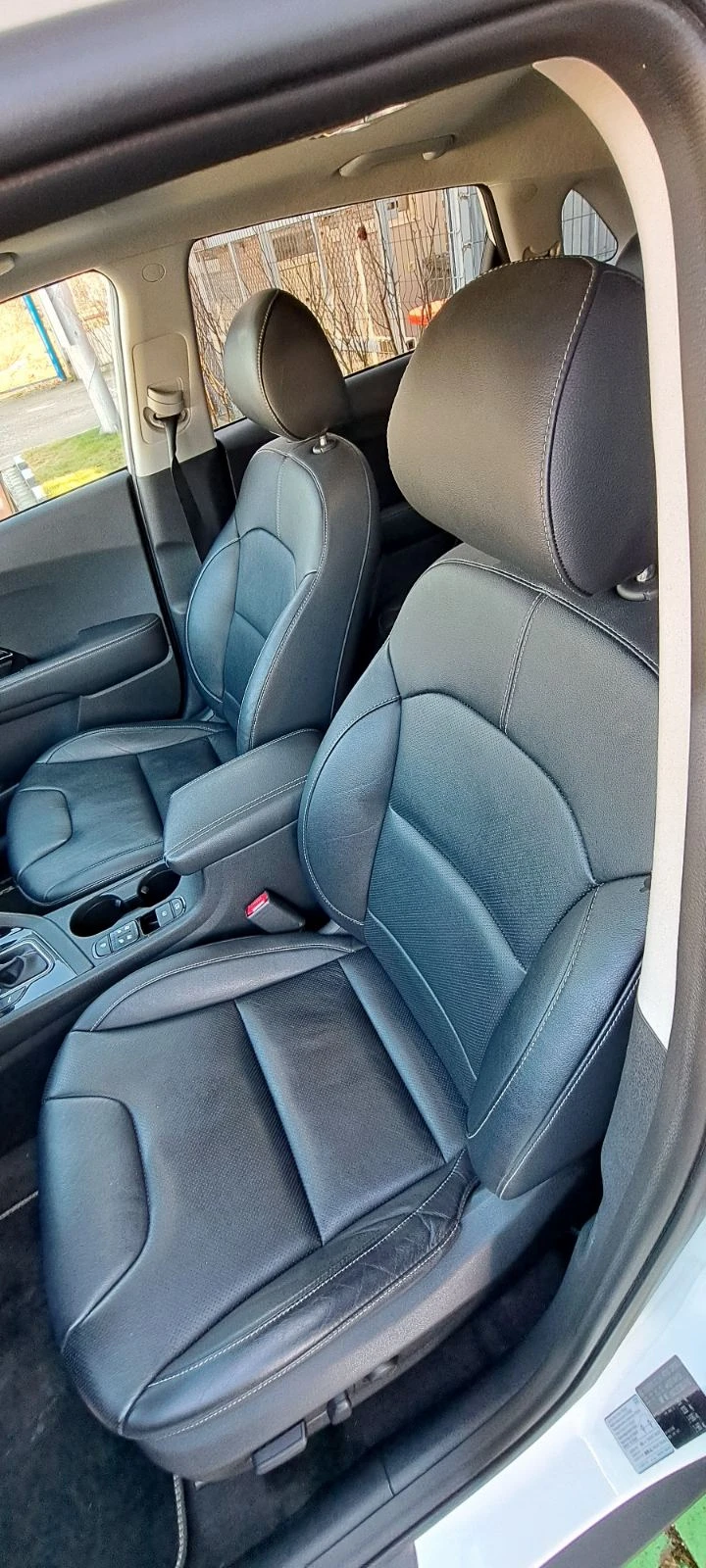 Kia Niro 1, 6i Hybrid, снимка 15 - Автомобили и джипове - 53439186