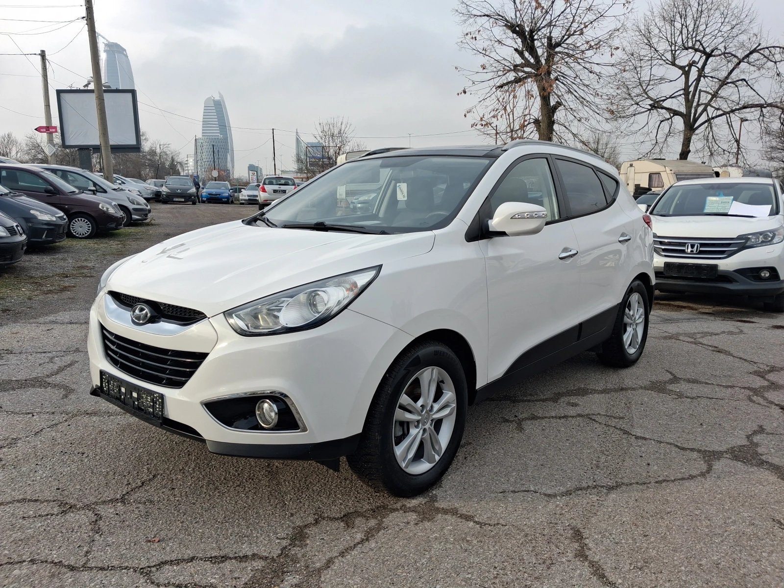 Hyundai IX35 1.7-116к.с ;КОЖА ;АВТОПИЛОТ;ПАНОРАМА, снимка 1