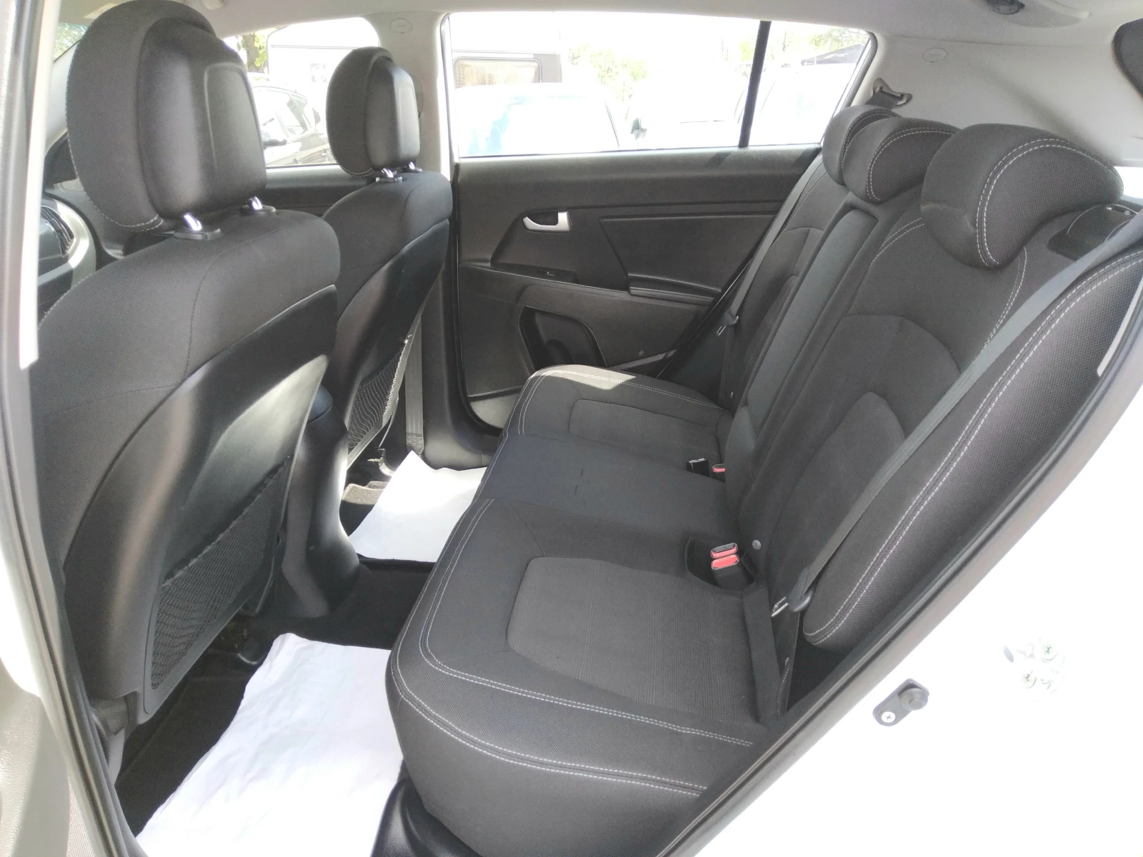 Kia Sportage 1.7GRDI-116к.сАВТОПИЛОТ+ ПАРКТРОНИК+ ЛЕД СВЕТЛИНИ - изображение 9