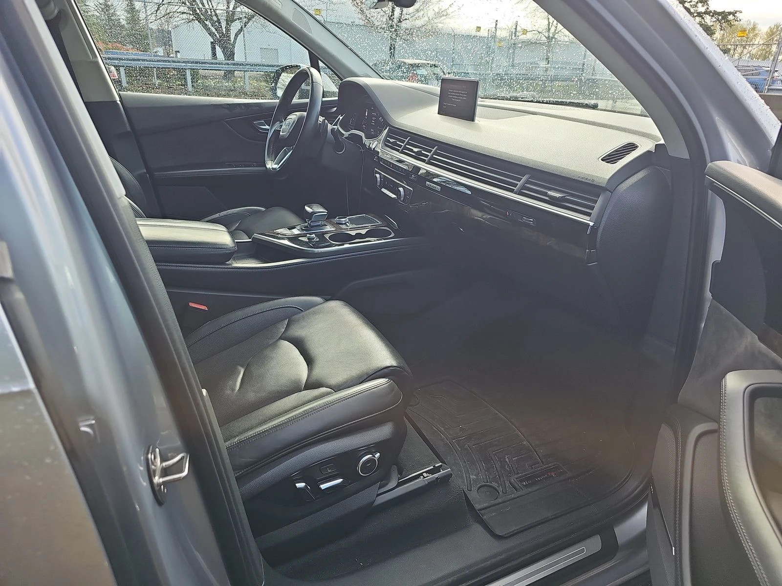 Audi Q7 Virtual Cockpit* панорама* подгрев* обдухване* мас - изображение 7