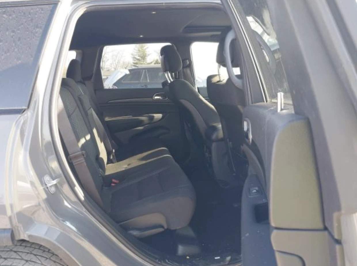Jeep Grand cherokee UPLAND* 4X4* KEYLESS* ПОДГРЕВ* 8ZF - изображение 8