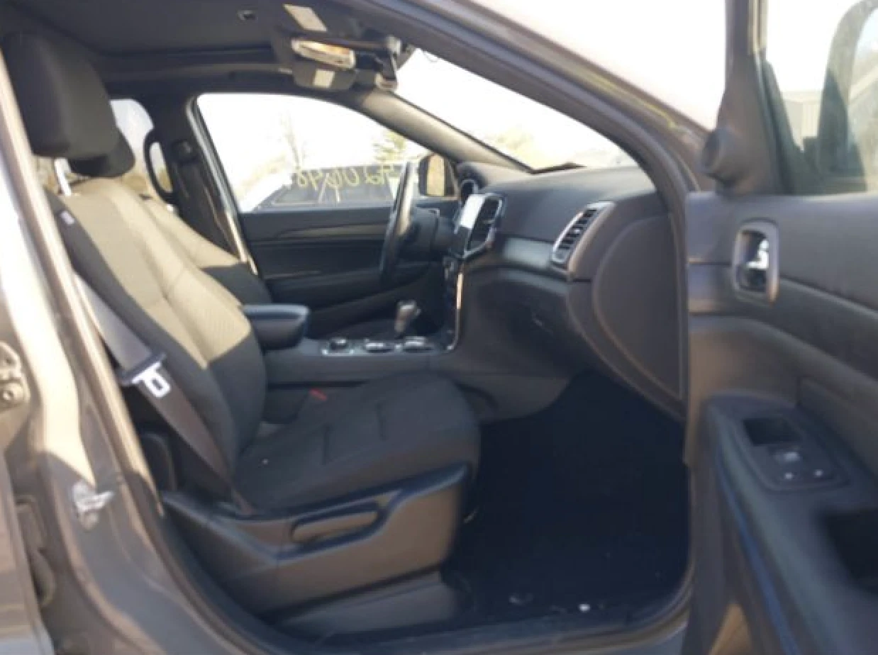 Jeep Grand cherokee UPLAND* 4X4* KEYLESS* ПОДГРЕВ* 8ZF - изображение 7