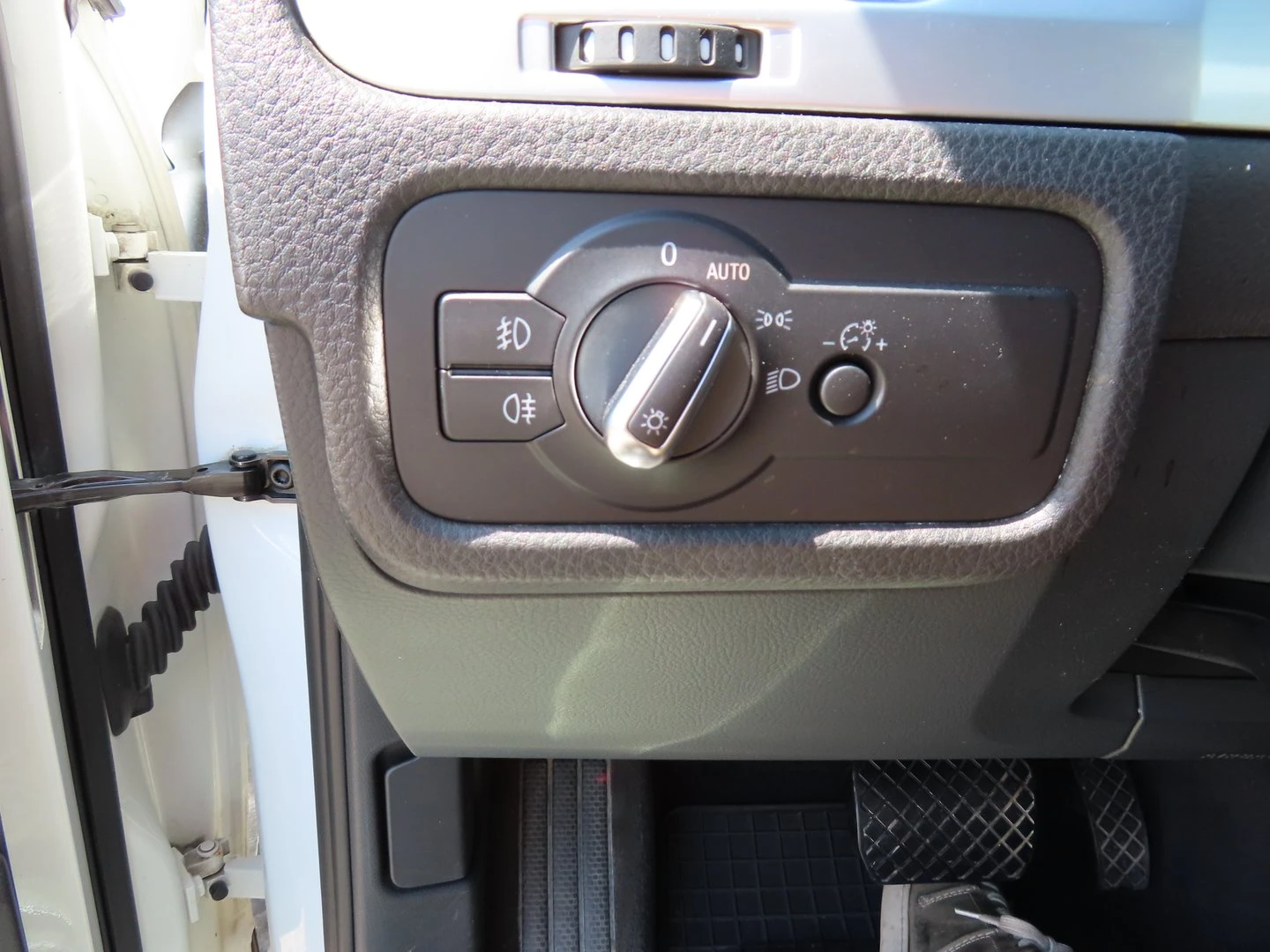 VW Touareg V6 TDI BMT 4MOTION - изображение 10