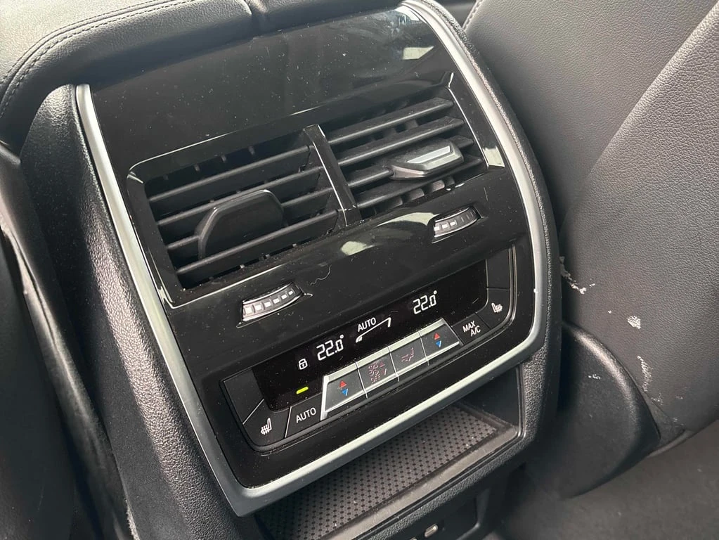 BMW X7 * xDrive40i * CARFAX * БЕЗ ПЪРВОНАЧАЛНА ВНОСКА - изображение 10