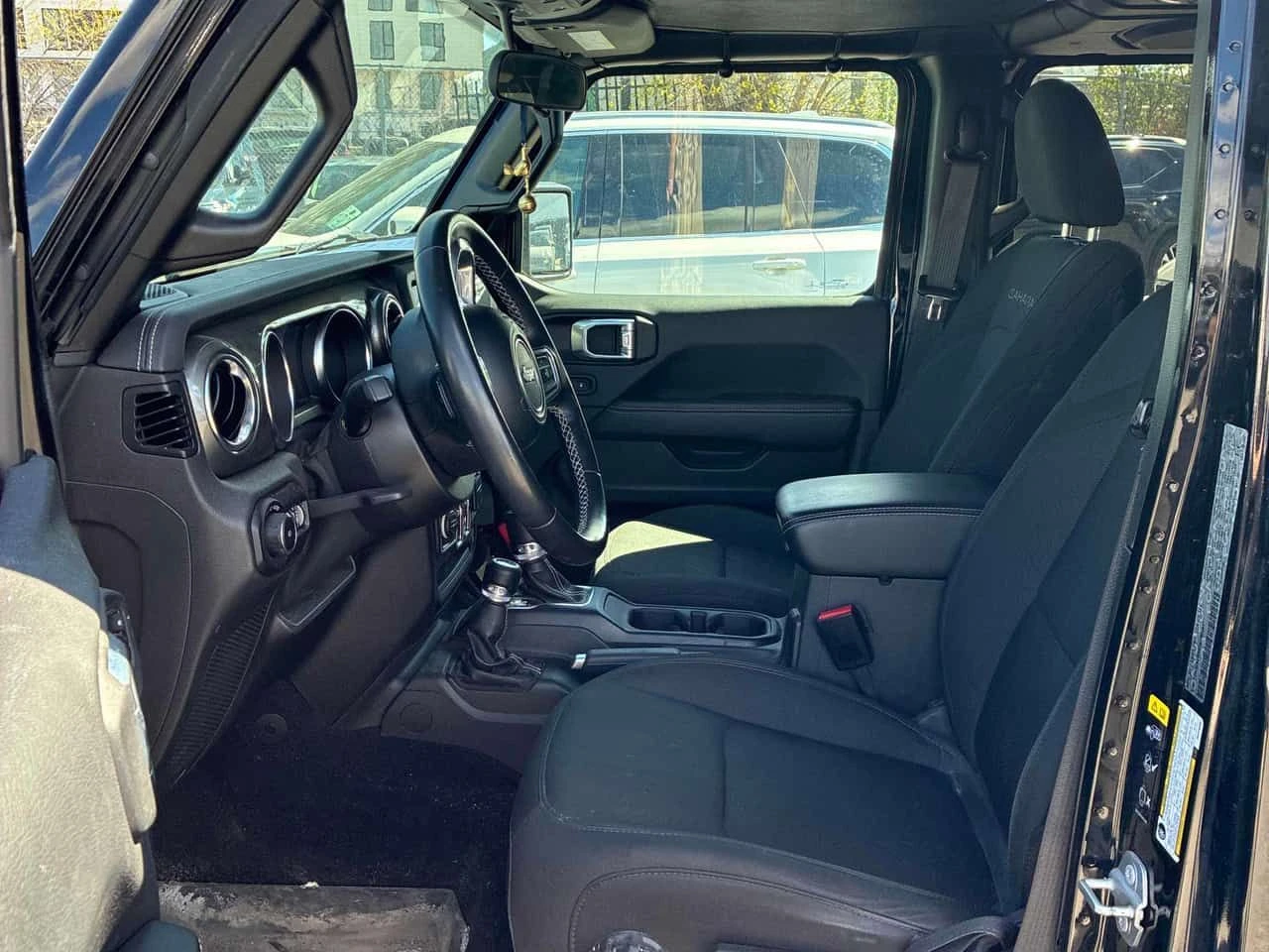 Jeep Wrangler Unlimited Sahara| A��������� ��� ������������ ���� | Mobile.bg � ����������� 8