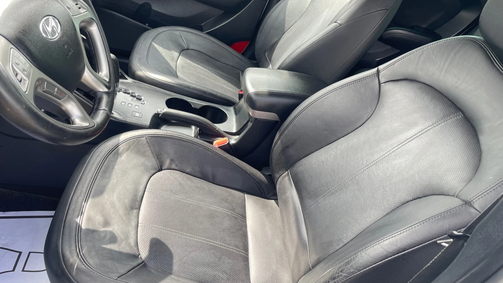 Hyundai IX35 4х4, 2.0 DCI/183к.с. АВТОМАТ/НАВИГАЦИЯ , снимка 10 - Автомобили и джипове - 54649655