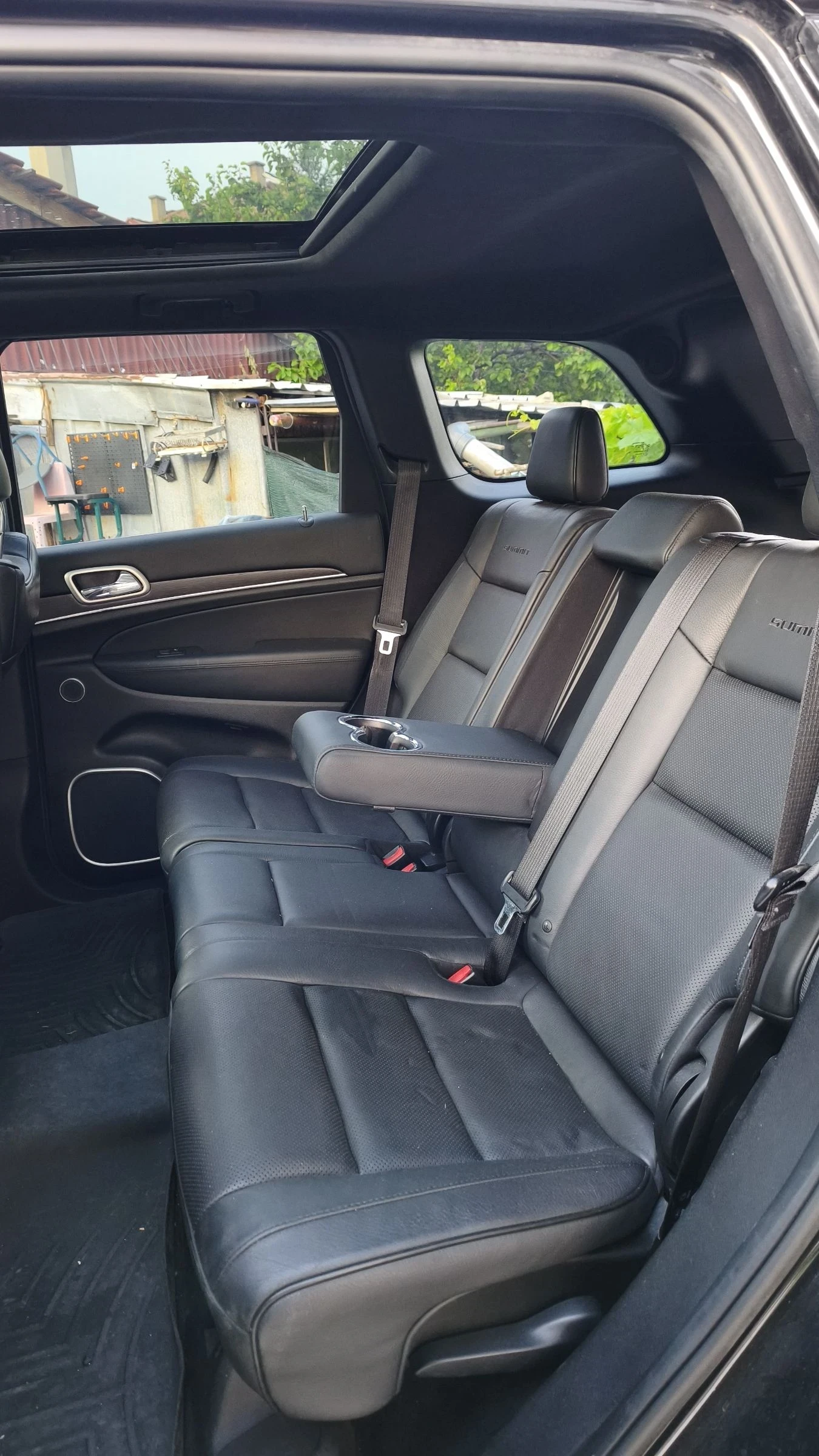 Jeep Grand cherokee 5.7 V8 Hemi SUMMIT 4x4, снимка 13 - Автомобили и джипове - 54875375
