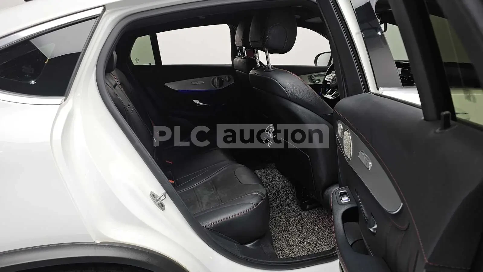 Mercedes-Benz GLC 43 AMG COUPE| BURMASTER| 360| HUD| DIST| ВКЛ.ТЕХНОТЕСТ, снимка 12 - Автомобили и джипове - 54941801