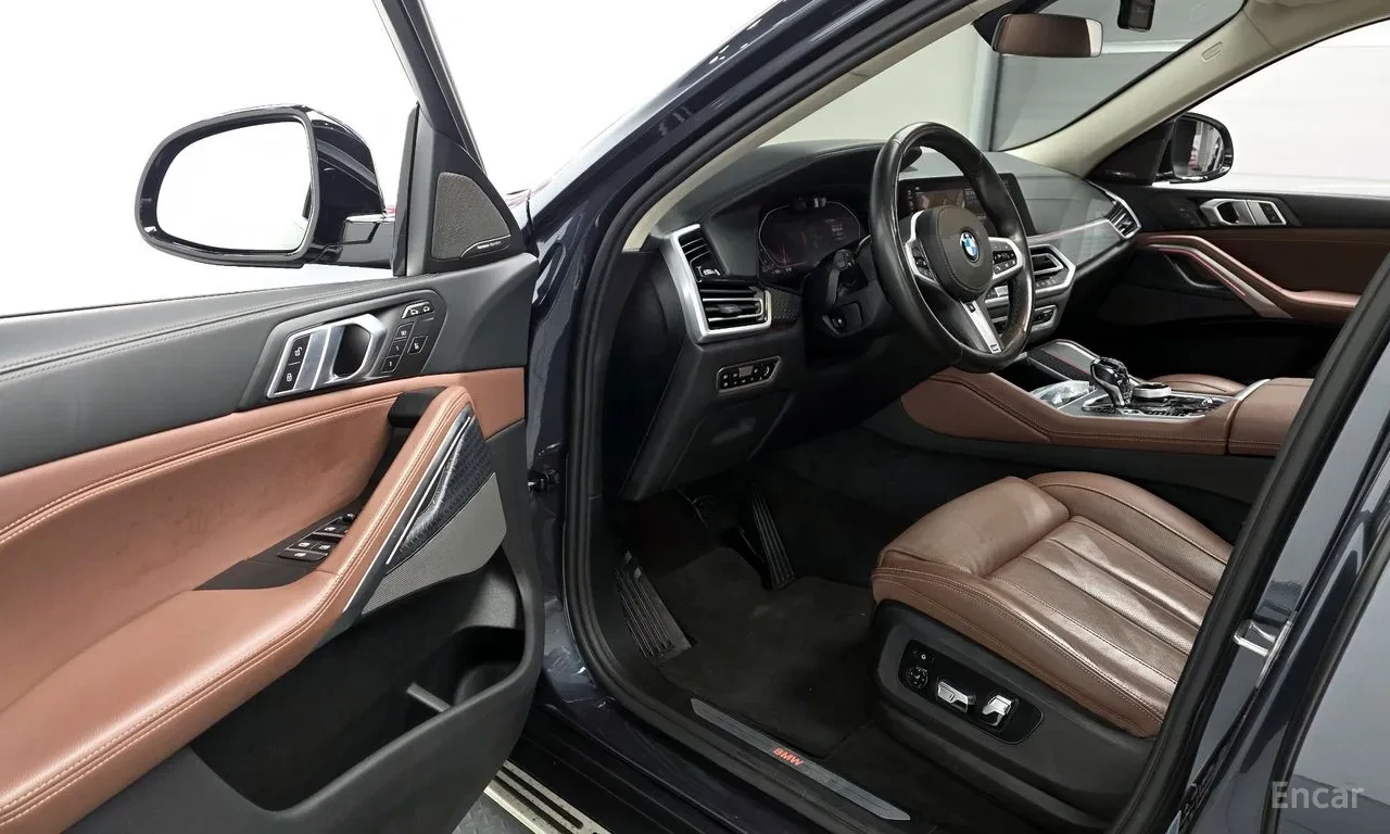 BMW X6 G06 xDrive30d xLine First Edition | Кожа | Пано, снимка 10 - Автомобили и джипове - 54996551