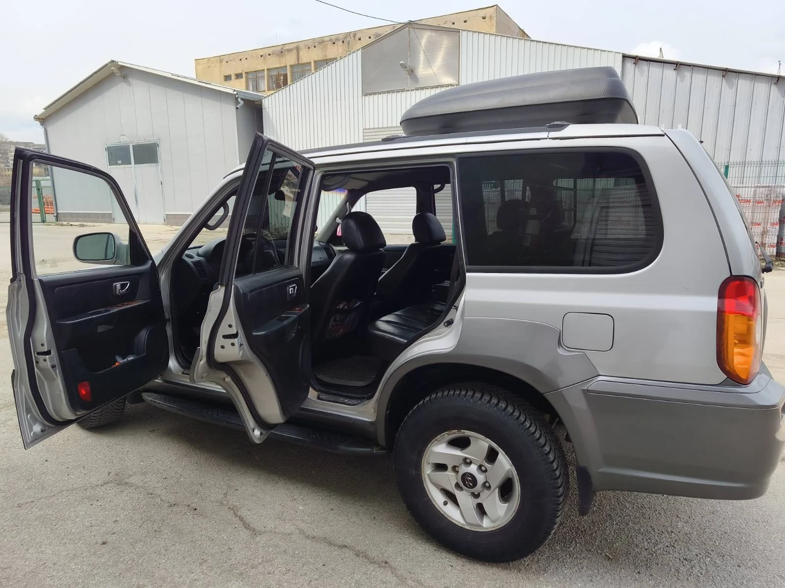Hyundai Terracan, снимка 3 - Автомобили и джипове - 55413045