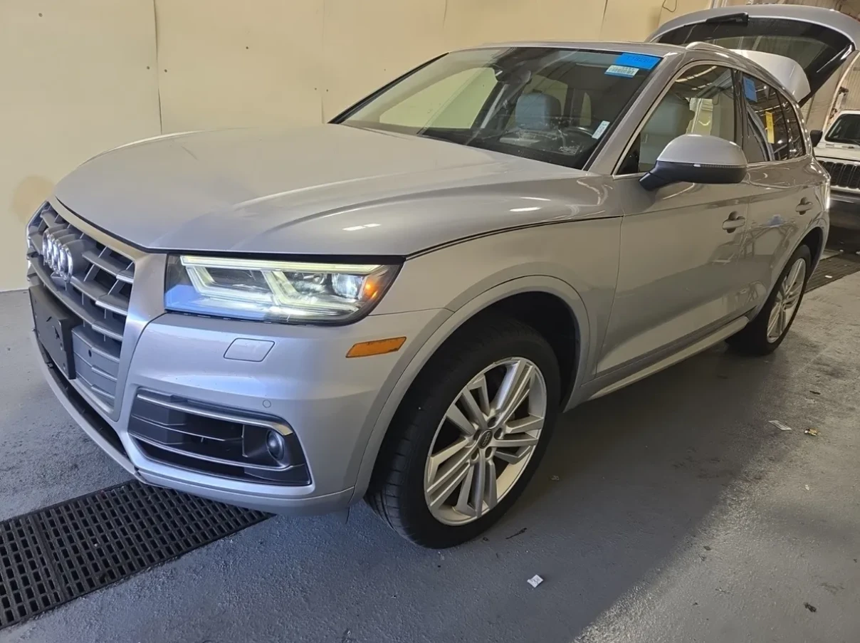 Audi Q5 Prestige * Distronic