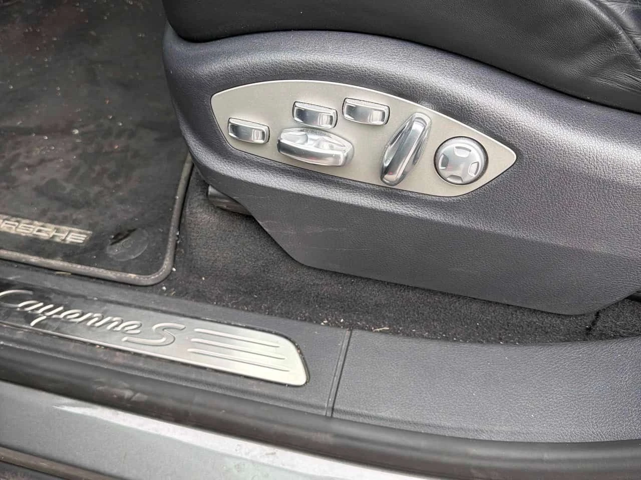 Porsche Cayenne * S * CARFAX * ОБДУХВАНЕ * BOSE * , снимка 16 - Автомобили и джипове - 55697147