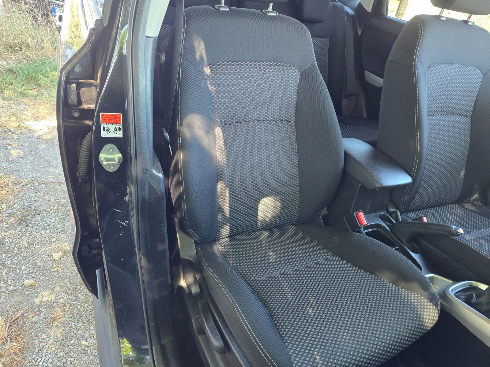 Suzuki Vitara ТОП/1.6D/EU6/Kamera/Navi, снимка 14 - Автомобили и джипове - 55769678