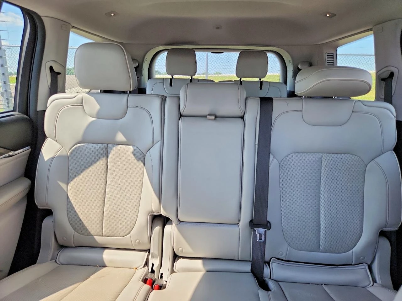 Jeep Grand cherokee 3.6l L Overland, снимка 10 - Автомобили и джипове - 55877657