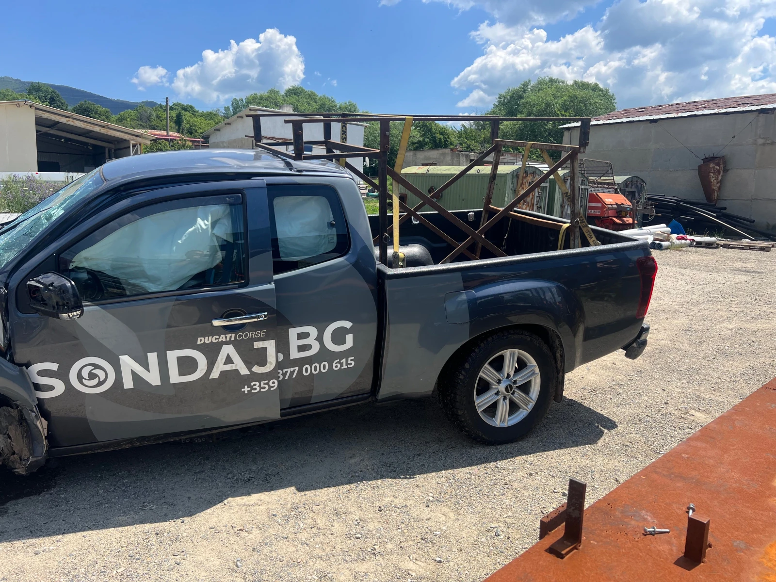 Isuzu D-max, снимка 5 - Автомобили и джипове - 56121909