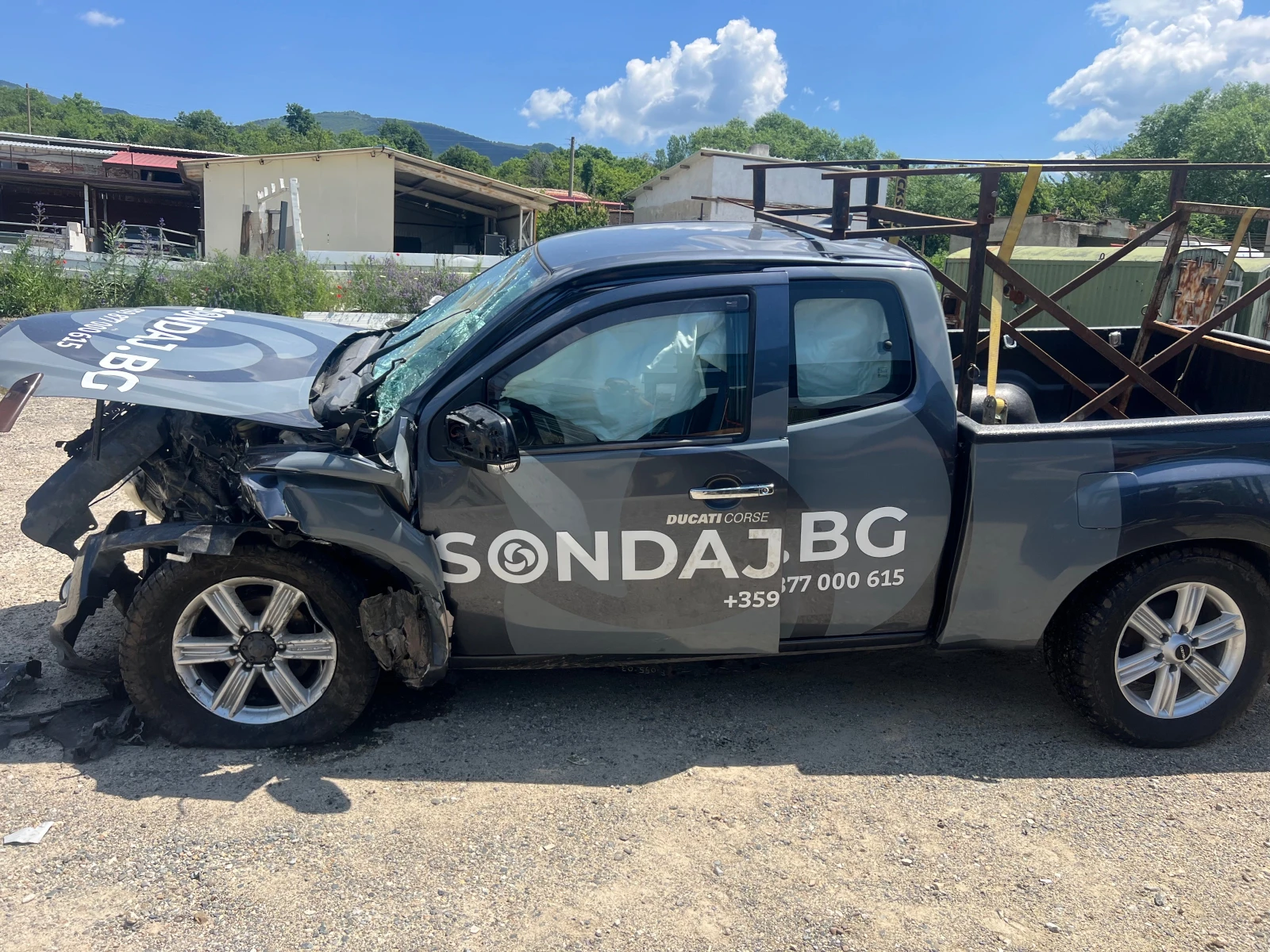 Isuzu D-max, снимка 4 - Автомобили и джипове - 56121909