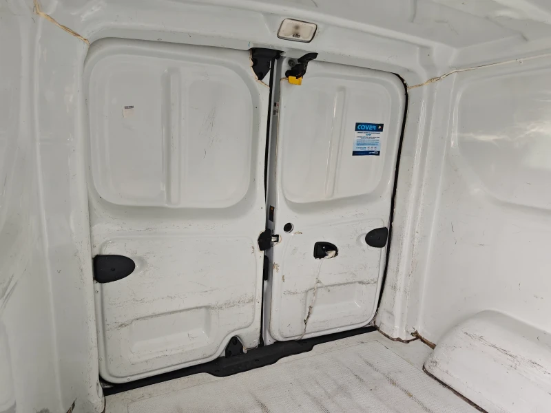 Renault Trafic 1.6D EURO 6B Italia, снимка 15 - Бусове и автобуси - 52773889