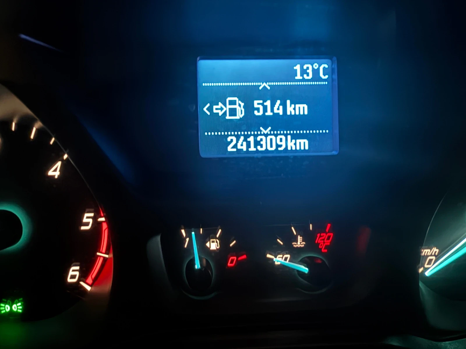 Ford Tourneo Custom | Mobile.bg   14